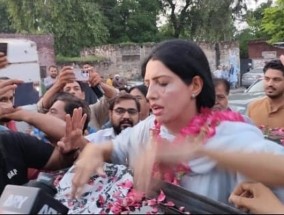 PTI’s Aliya Hamza released from Gujranwala Jail following LHC order